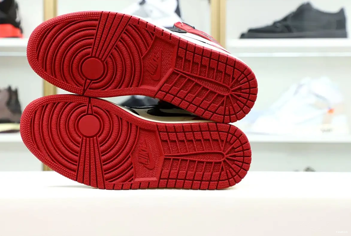 AIR HIGH TOE' RETRO JORDAN 'BRED 1 OG 0706